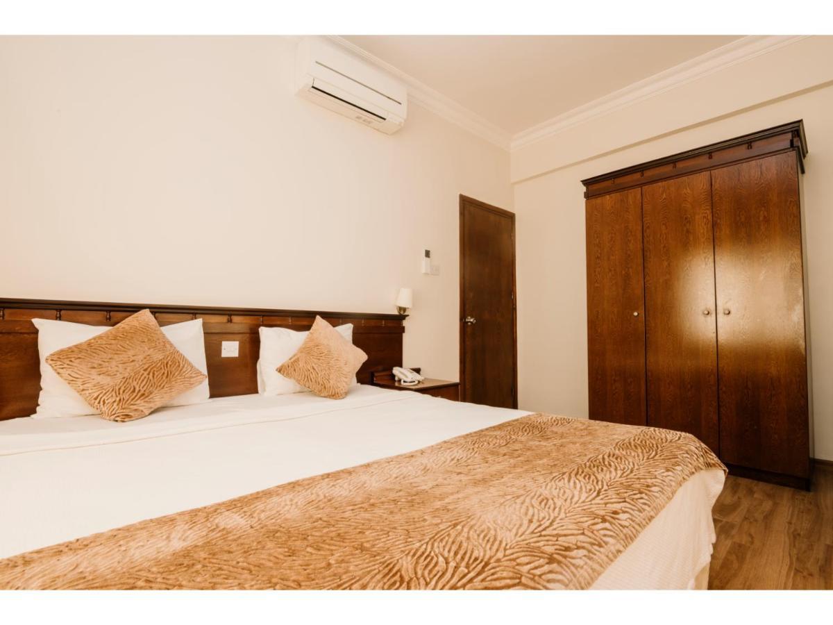 Sammy'S Hotel Kyrenia  Exterior photo